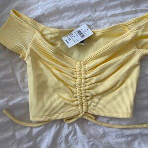 Windsor NWT Short Sleeve Crop Top Size XSmall Color Yellow